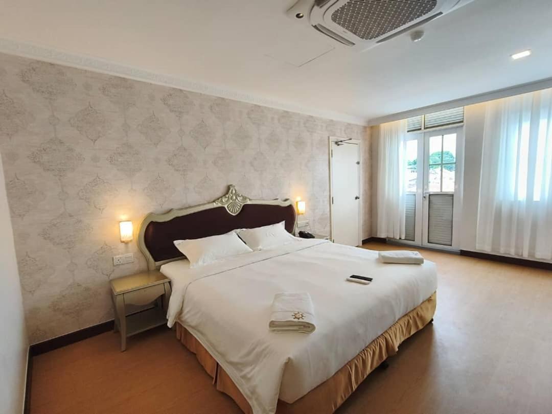 Executive Deluxe Room Balcony